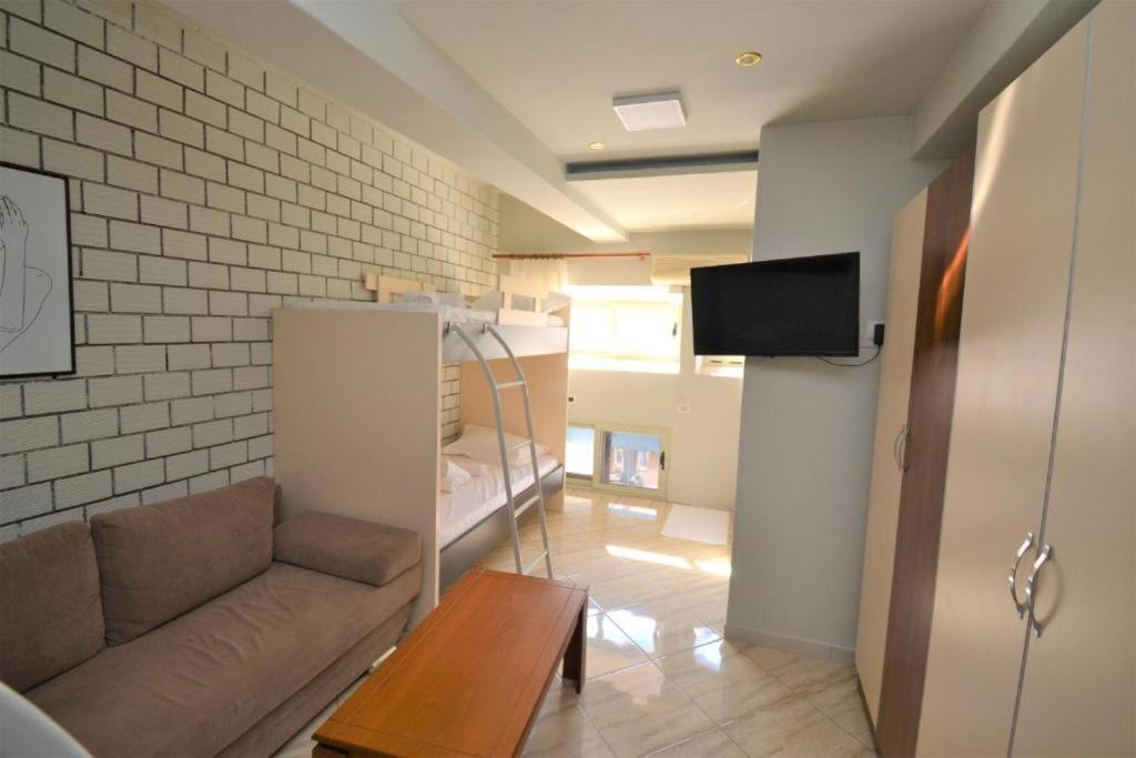 Central Condos Sarandë 外观 照片