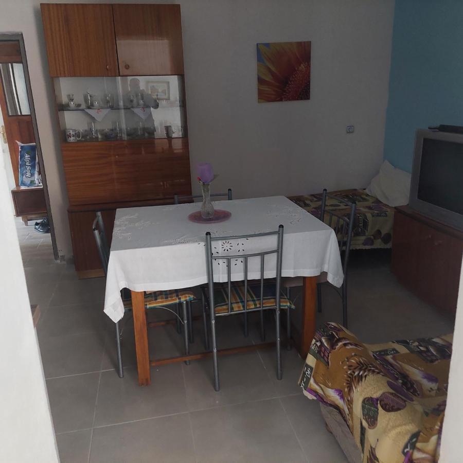 Central Condos Sarandë 外观 照片