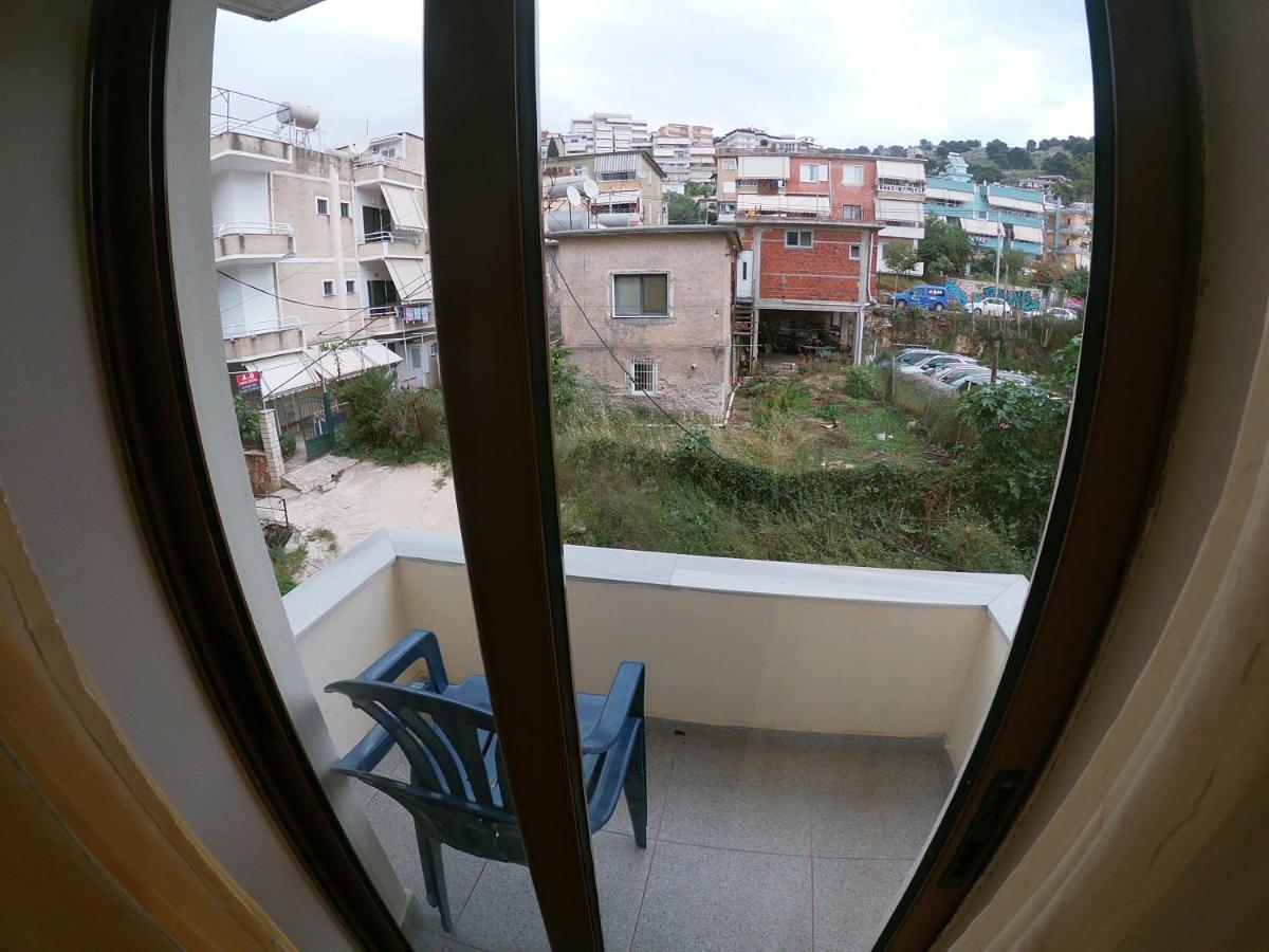Central Condos Sarandë 外观 照片